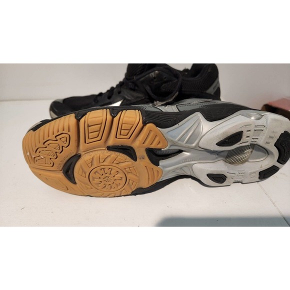 Mizuno Wave Bolt 5 Black Athletic Running Silver Lace Up Shoes Women’s Size 9.5 - Picture 4 of 5